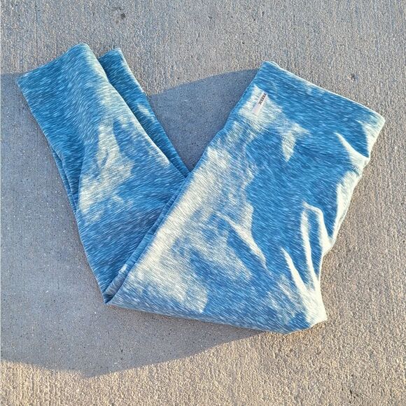 RBX 3/4 Length Heathered Leggings Large - Picture 4 of 6